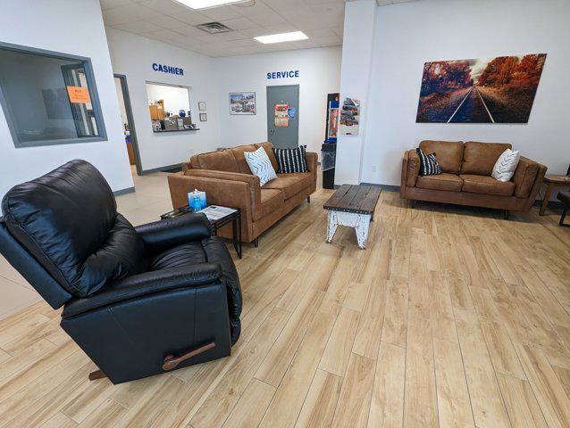 used 2015 GMC Yukon car, priced at $13,999