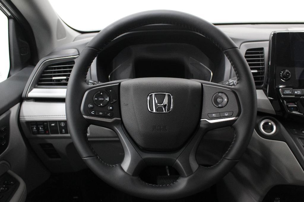 new 2024 Honda Odyssey car, priced at $43,195