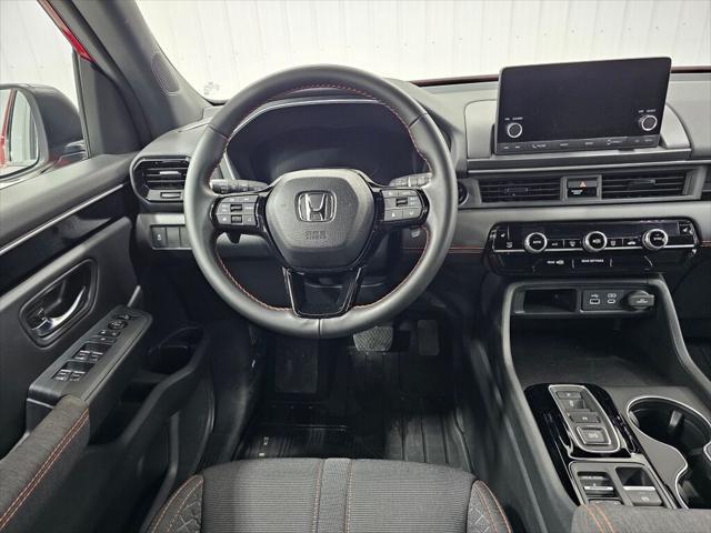 used 2025 Honda Pilot car, priced at $38,999