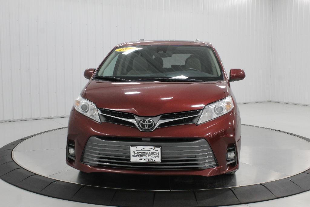used 2020 Toyota Sienna car, priced at $30,999