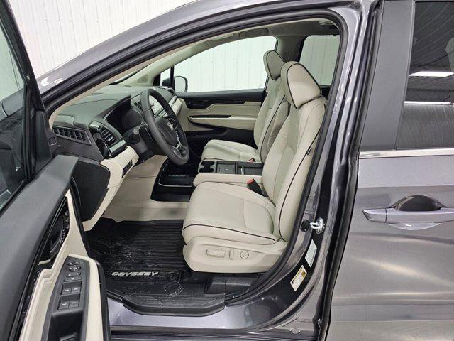 new 2026 Honda Odyssey car, priced at $45,871