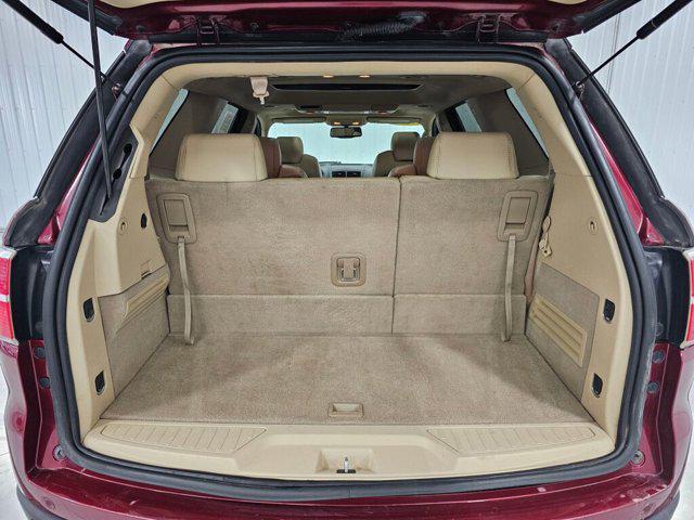 used 2010 Saturn Outlook car, priced at $3,999
