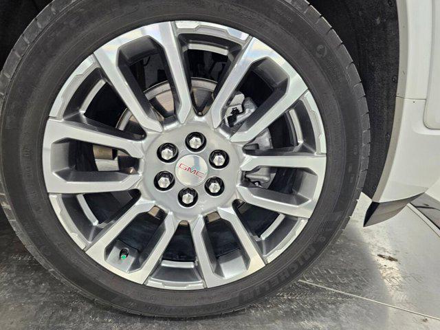 used 2023 GMC Acadia car, priced at $40,631