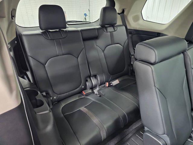 new 2025 Honda Pilot car, priced at $49,264