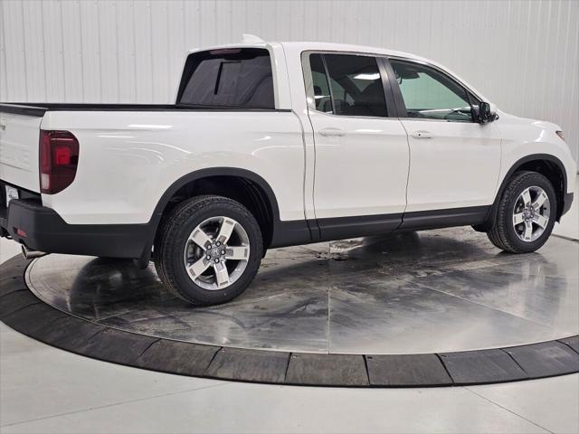 new 2025 Honda Ridgeline car, priced at $45,252