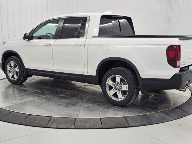 new 2025 Honda Ridgeline car, priced at $45,252