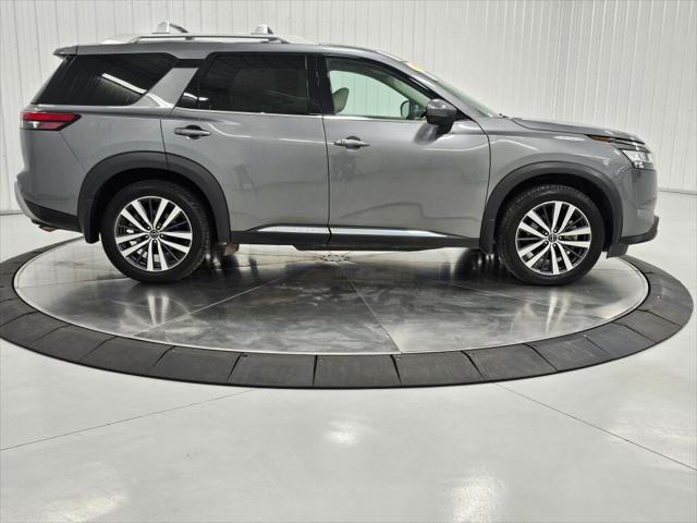 used 2022 Nissan Pathfinder car, priced at $32,999