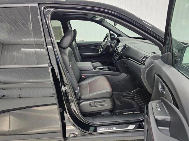 new 2025 Honda Ridgeline car, priced at $46,235