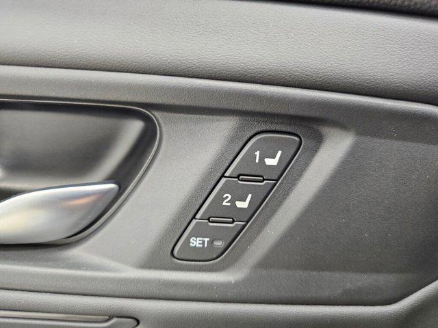 new 2025 Honda Accord Hybrid car, priced at $37,154