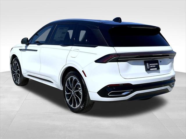 new 2025 Lincoln Nautilus car, priced at $63,754
