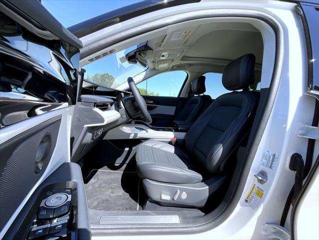 new 2025 Lincoln Nautilus car, priced at $63,754