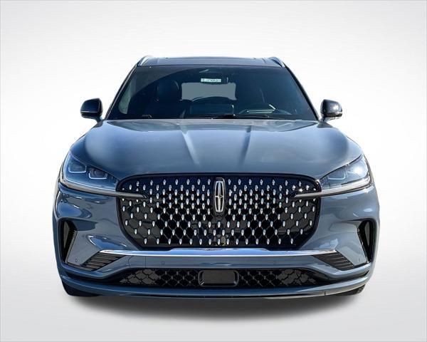 new 2025 Lincoln Aviator car, priced at $91,224