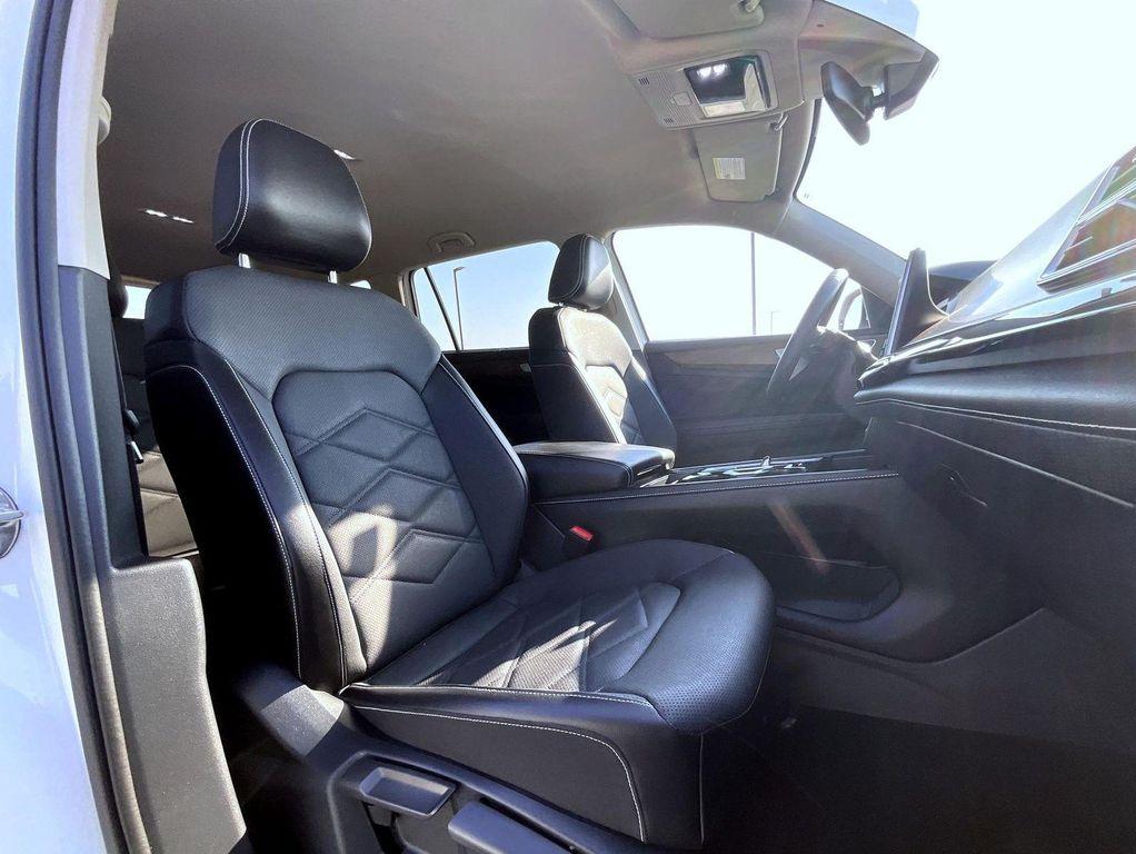 used 2024 Volkswagen Atlas car, priced at $31,987