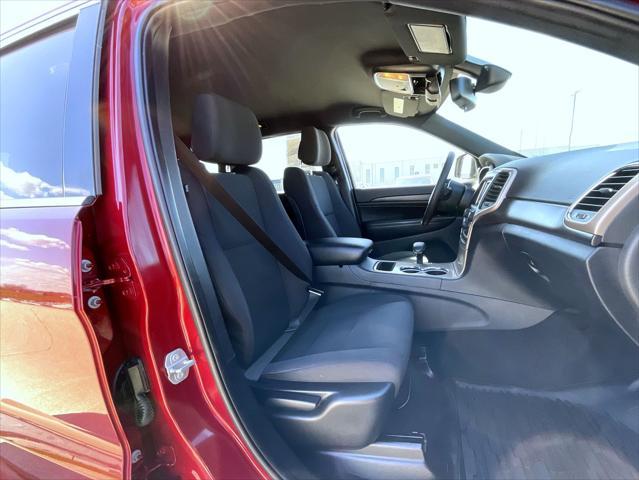 used 2015 Jeep Grand Cherokee car, priced at $13,921