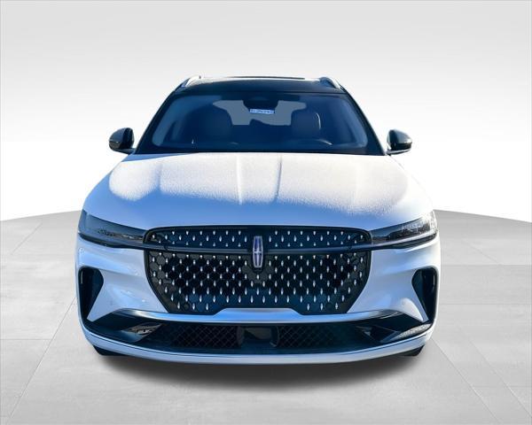 new 2025 Lincoln Nautilus car, priced at $65,754