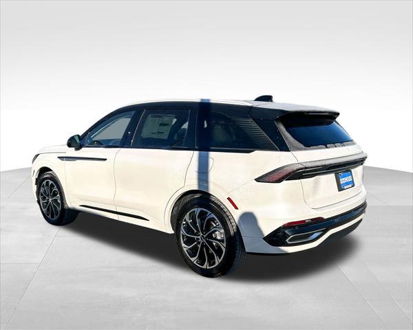 new 2025 Lincoln Nautilus car, priced at $65,754