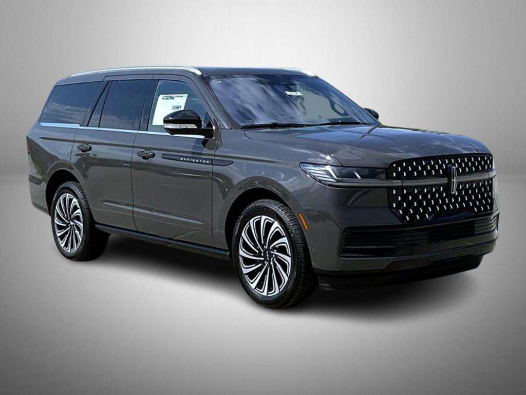 new 2025 Lincoln Navigator car, priced at $121,489