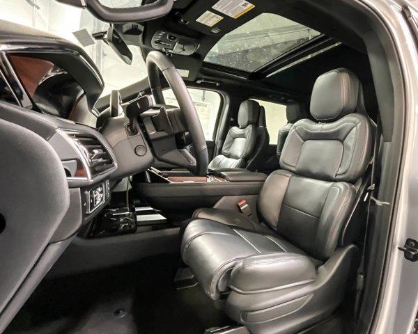 new 2024 Lincoln Navigator car, priced at $100,778