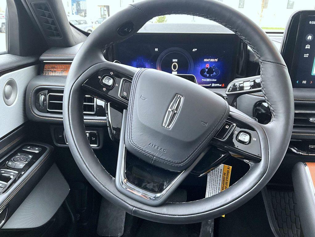 new 2025 Lincoln Aviator car, priced at $89,724