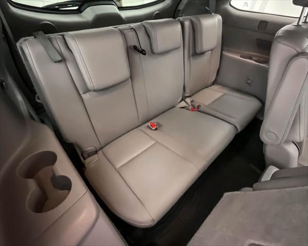 used 2018 Toyota Highlander car, priced at $25,997