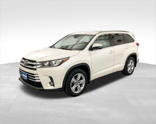 used 2018 Toyota Highlander car, priced at $25,997