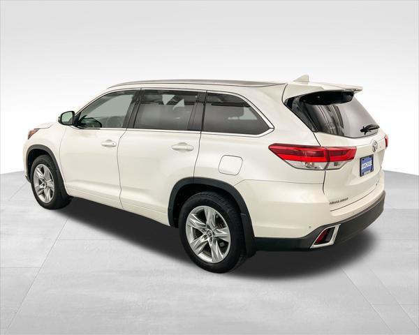 used 2018 Toyota Highlander car, priced at $25,997