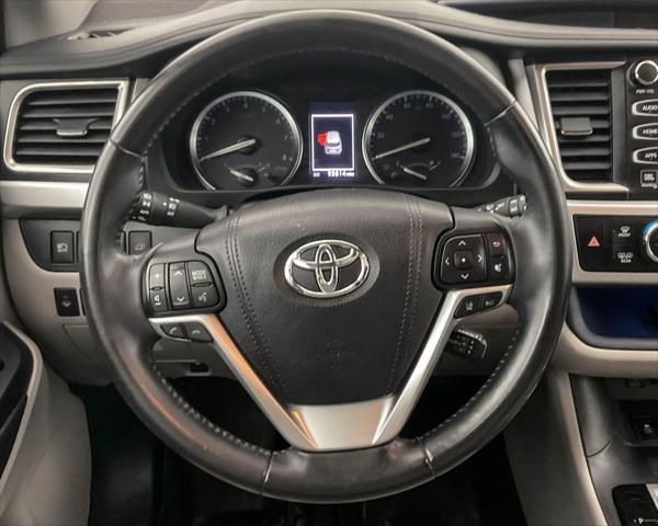 used 2018 Toyota Highlander car, priced at $25,997