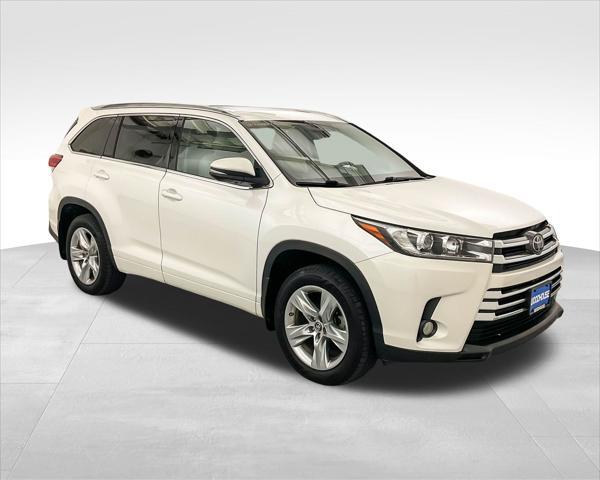 used 2018 Toyota Highlander car, priced at $25,997