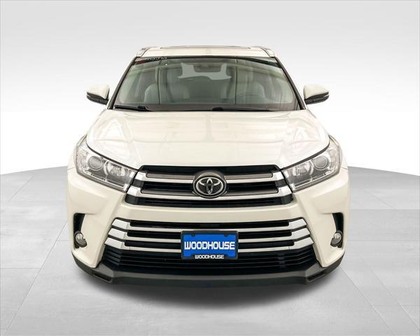 used 2018 Toyota Highlander car, priced at $25,997