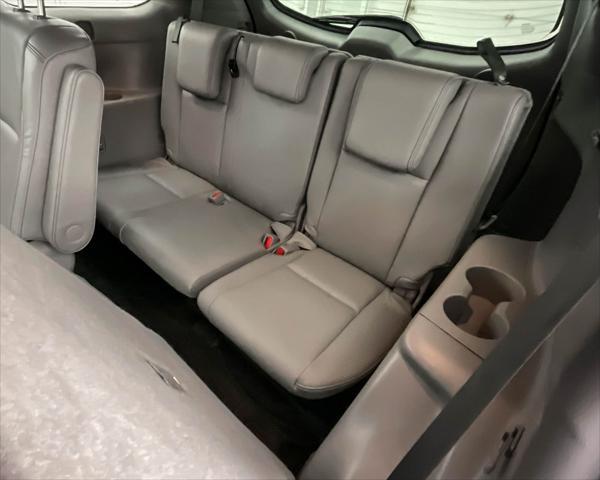 used 2018 Toyota Highlander car, priced at $25,997