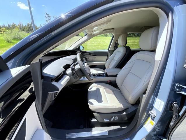 new 2025 Lincoln Nautilus car, priced at $54,784