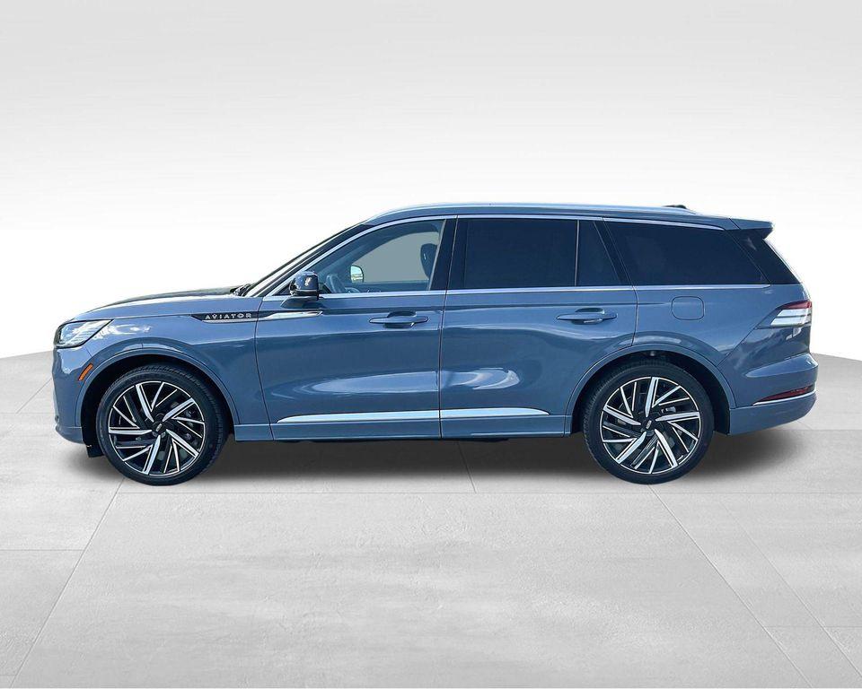 new 2025 Lincoln Aviator car, priced at $90,424