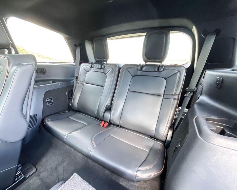 new 2025 Lincoln Aviator car, priced at $90,424