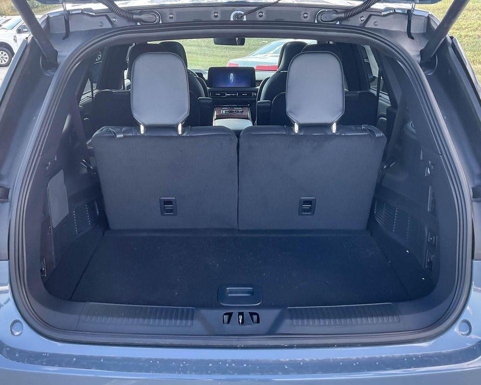 new 2025 Lincoln Aviator car, priced at $90,424