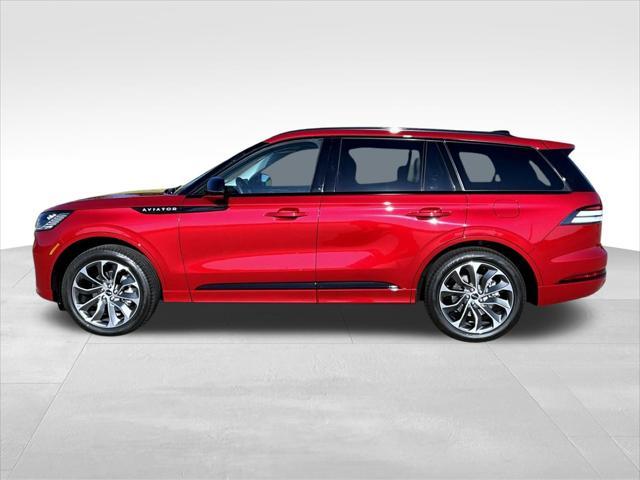 new 2025 Lincoln Aviator car, priced at $70,839