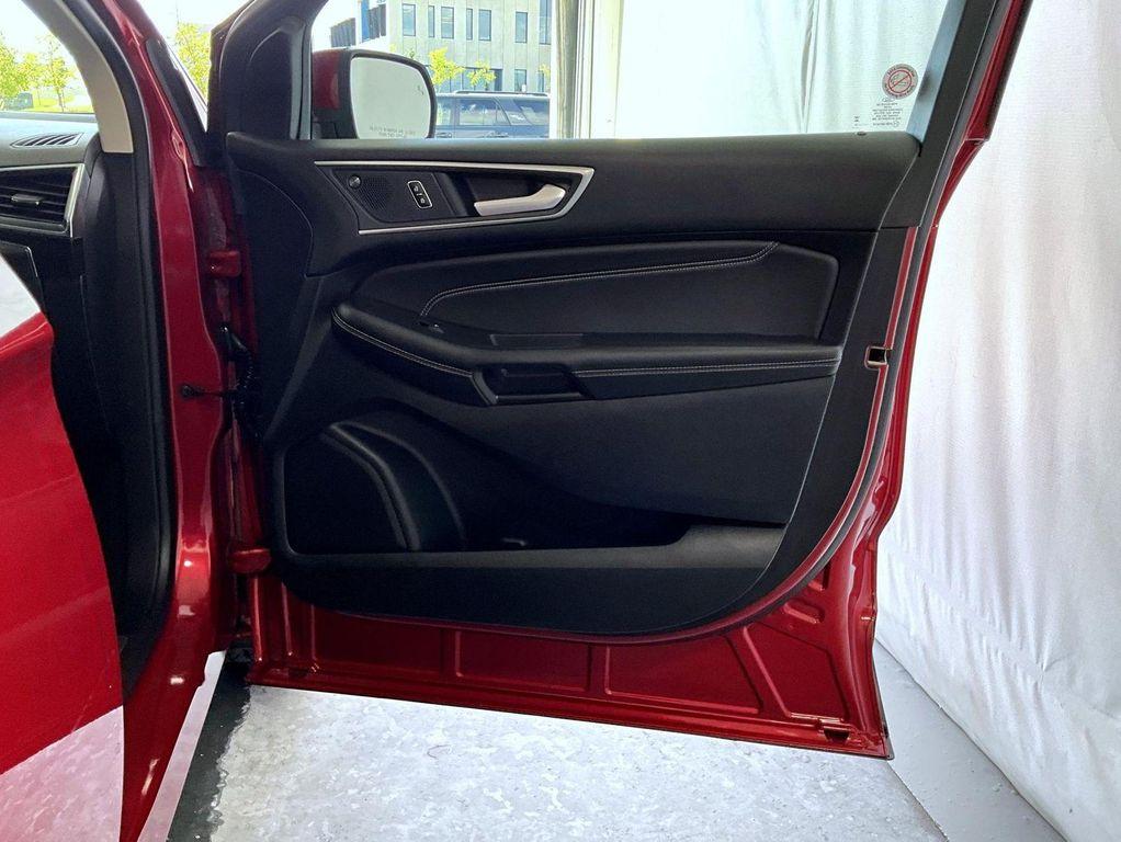 used 2024 Ford Edge car, priced at $28,698
