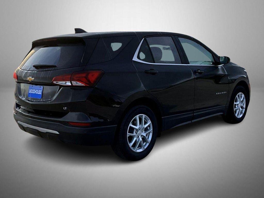 used 2024 Chevrolet Equinox car, priced at $21,977