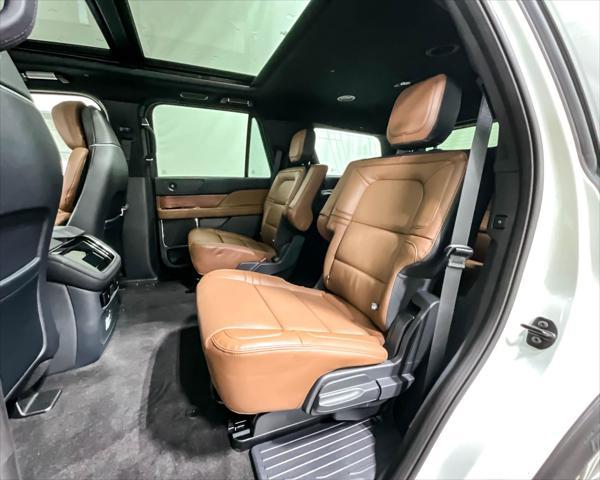 new 2024 Lincoln Navigator car, priced at $83,895