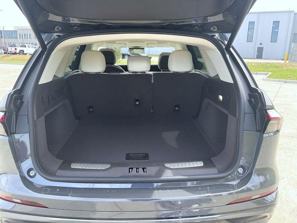 new 2025 Lincoln Nautilus car, priced at $81,944