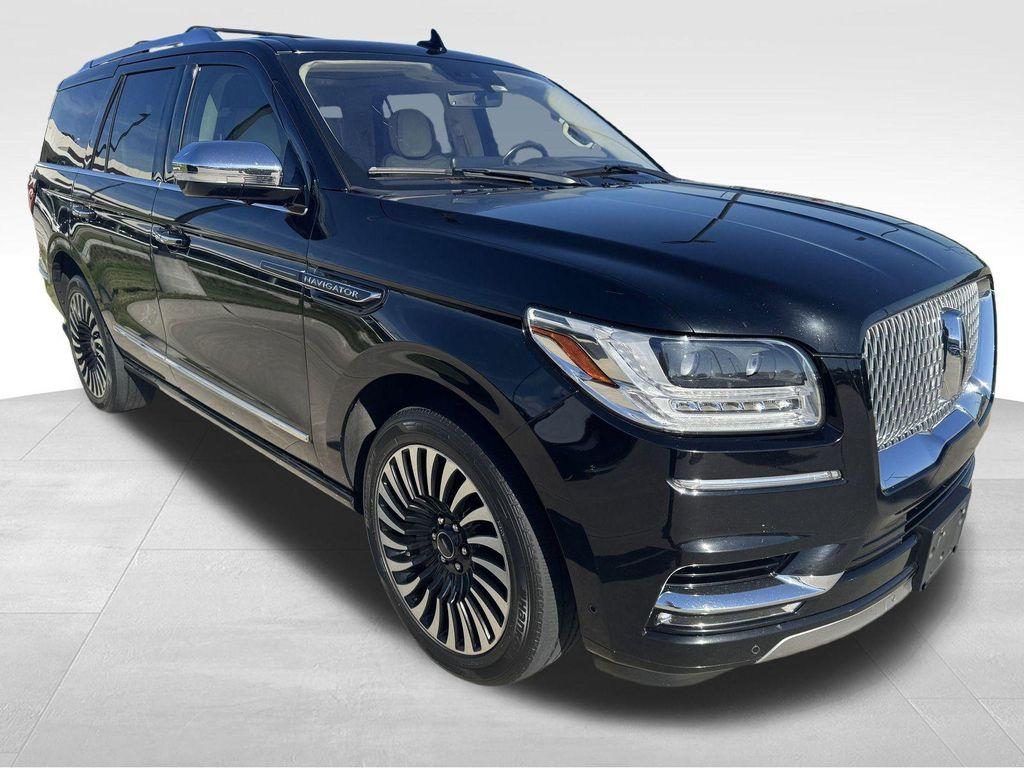 used 2018 Lincoln Navigator car, priced at $32,550
