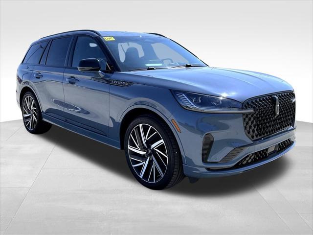 new 2025 Lincoln Aviator car, priced at $90,369
