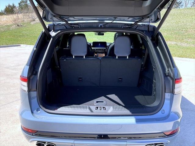 new 2025 Lincoln Aviator car, priced at $90,369