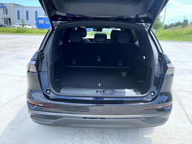 new 2025 Lincoln Nautilus car, priced at $64,214