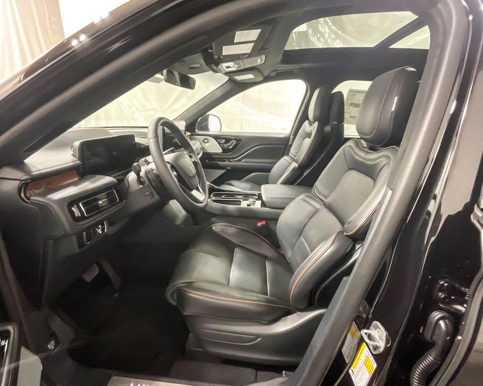 new 2025 Lincoln Aviator car, priced at $92,619