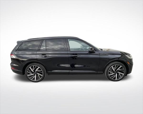 new 2025 Lincoln Aviator car, priced at $92,619