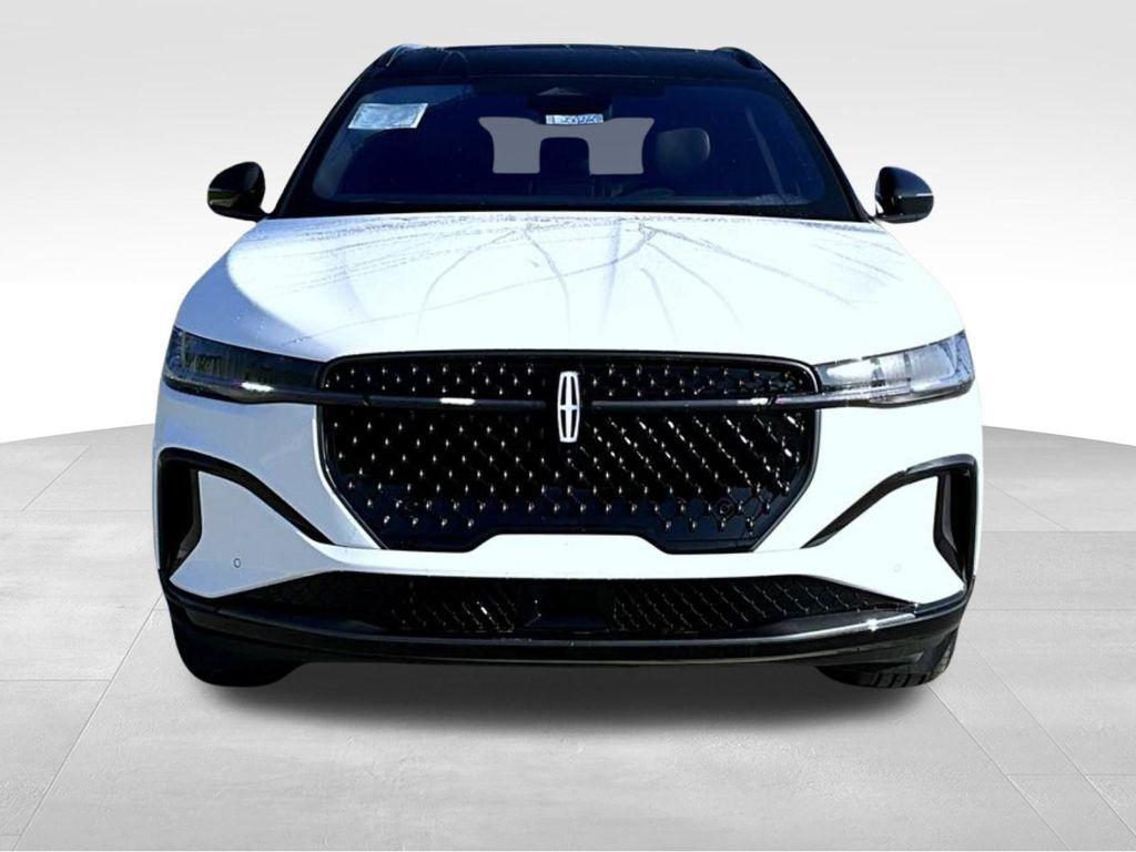 new 2025 Lincoln Nautilus car, priced at $68,754