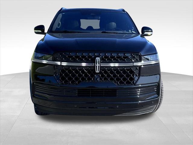 new 2025 Lincoln Navigator car, priced at $108,609