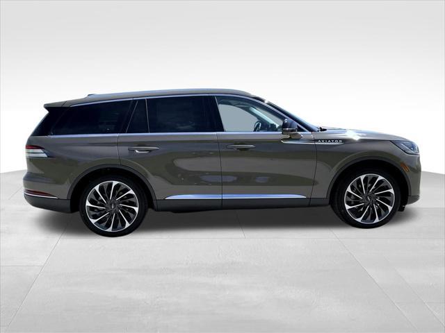 new 2025 Lincoln Aviator car, priced at $78,669