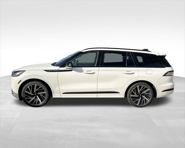 new 2025 Lincoln Aviator car, priced at $90,124