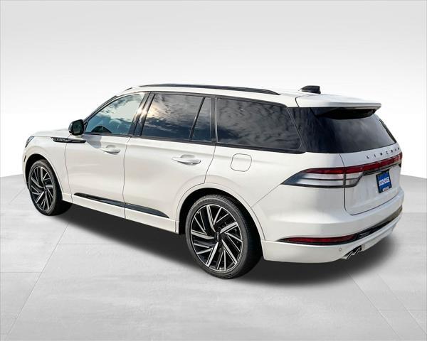 new 2025 Lincoln Aviator car, priced at $90,124